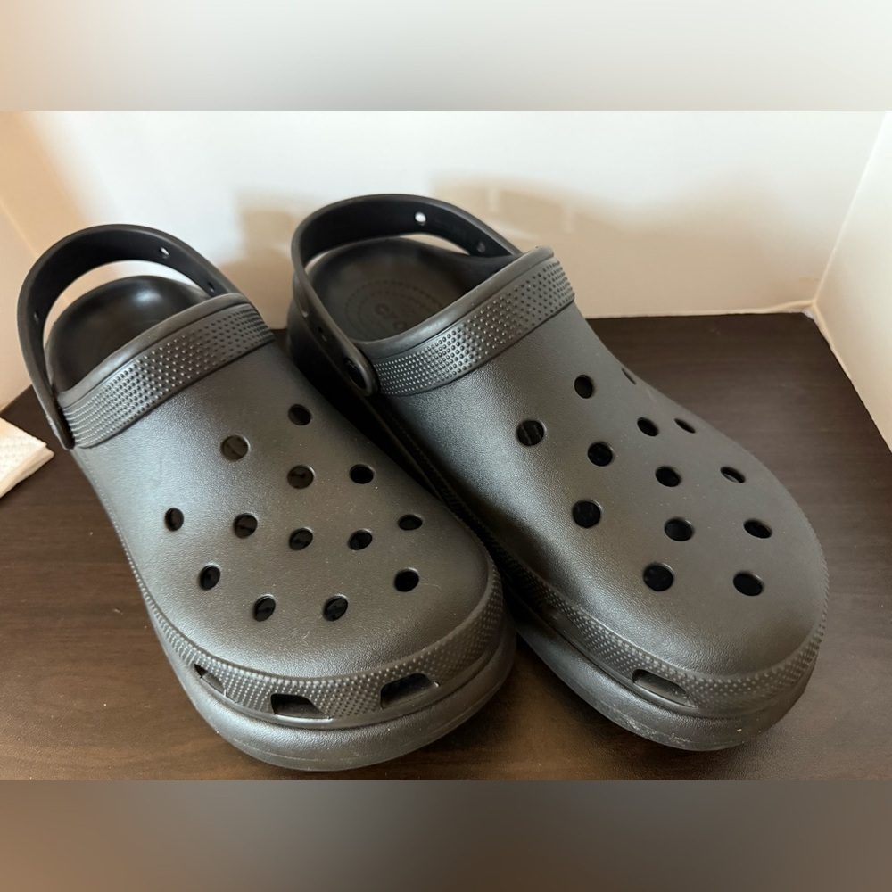 CROCS mens “crush” clog size 12 NWOT